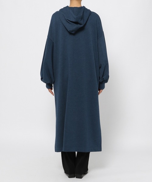 PAGEBOY（ページボーイ）の「ボリュームスリーブパーカーワンピース（ワンピース・レディース・ブラック/ブラウン系その他/グリーン系その他・FREE）」の11枚目の写真