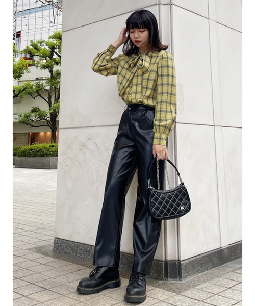 jouetie（ジュエティ）の「BIGリボンタイブラウス（シャツ/ブラウス・レディース・ピンク/イエロー/ブルー/アイボリー/ブラック・MEDIUM）」の9枚目の写真