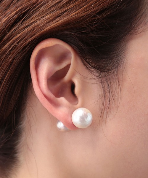 Manon's Selection(マノンズセレクション)の「バックキャッチコットンパールピアス(ピアス(両耳用)・レディース・ゴールド・ONE SIZE)」の6枚目の写真