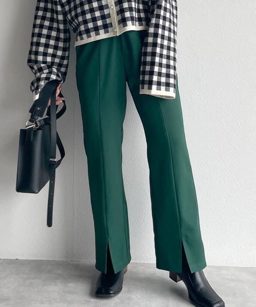 w closet（ダブルクローゼット）の「セミフレアスリットパンツ（スラックス・レディース・ブラック/グリーン/ラベンダー/ダークオレンジ/モスグリーン/モカ/ライム/ダークグリーン/サックスブルー・S/M）」の4枚目の写真