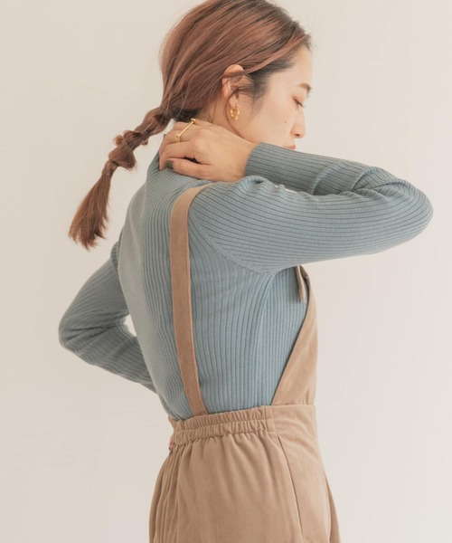 ITEMS URBANRESEARCH（アイテムズ アーバンリサーチ）の「ウォッシャブルハイネックリブニット（ニット/セーター・レディース・グレー系その他/ブラック/モカ/オフホワイト/ダークブラウン・FREE）」の14枚目の写真