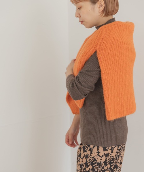 ITEMS URBANRESEARCH（アイテムズ アーバンリサーチ）の「ウォッシャブルハイネックリブニット（ニット/セーター・レディース・グレー系その他/ブラック/モカ/オフホワイト/ダークブラウン・FREE）」の17枚目の写真