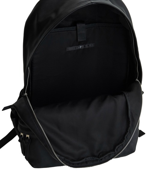 NO ID.（ノーアイディ）の「カウレザーバッグパック（バックパック/リュック・メンズ・ブラック・ONE SIZE）」の9枚目の写真