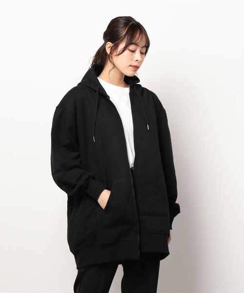 KOBE LETTUCE(コウベレタス)の「裏ボアジップアップビッグパーカー(パーカー・レディース・ブラック/グレー・FREE)」の12枚目の写真
