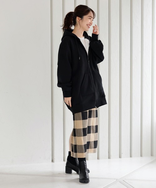 KOBE LETTUCE(コウベレタス)の「裏ボアジップアップビッグパーカー(パーカー・レディース・ブラック/グレー・FREE)」の7枚目の写真