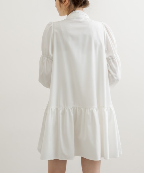 OLIVE des OLIVE（オリーブデオリーブ）の「ボウタイチュニックワンピ（ワンピース・レディース・ベージュ/オフホワイト/ワンウォッシュ・FREE）」の9枚目の写真