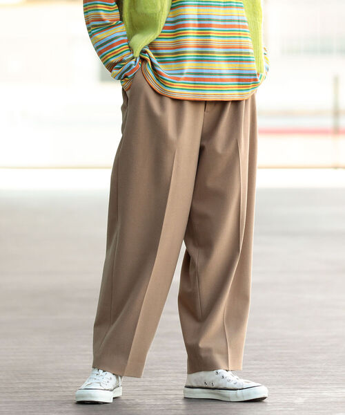 BEAMS BOY(ビームスボーイ)の「BEAMS BOY / 2プリーツ テトロン レーヨン ブラッシュド パンツ(スラックス・レディース・ブラック/ベージュ・ONE SIZE)」の13枚目の写真