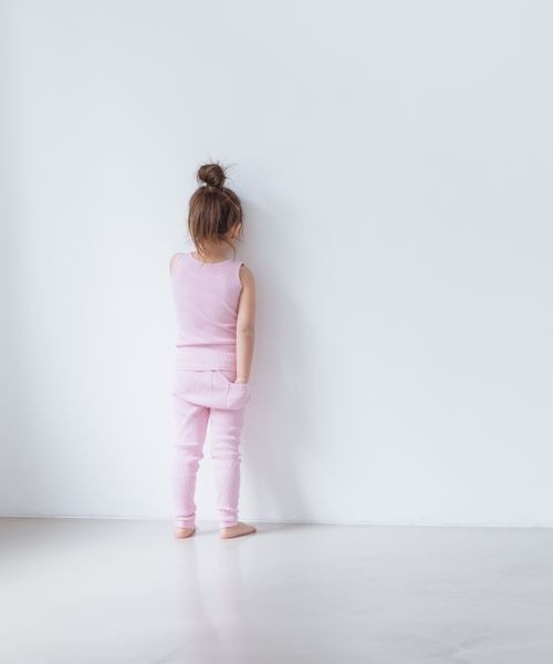 LOWRYS FARM(ローリーズファーム)の「リブタンク 261676(タンクトップ・キッズ・チャコールグレー/グレー/ピンク/ブルー/ブラック×ホワイト/グリーン系その他/グリーン/イエロー/ベージュ系その他・110cm/120cm/130cm/140cm/150cm)」の18枚目の写真