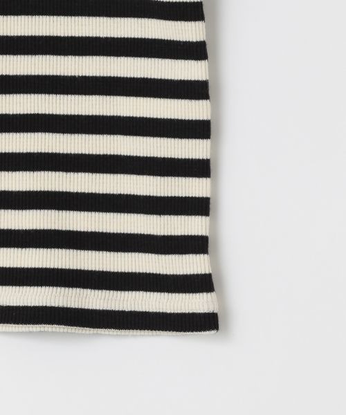 LOWRYS FARM(ローリーズファーム)の「リブタンク 261676(タンクトップ・キッズ・チャコールグレー/グレー/ピンク/ブルー/ブラック×ホワイト/グリーン系その他/グリーン/イエロー/ベージュ系その他・110cm/120cm/130cm/140cm/150cm)」の15枚目の写真