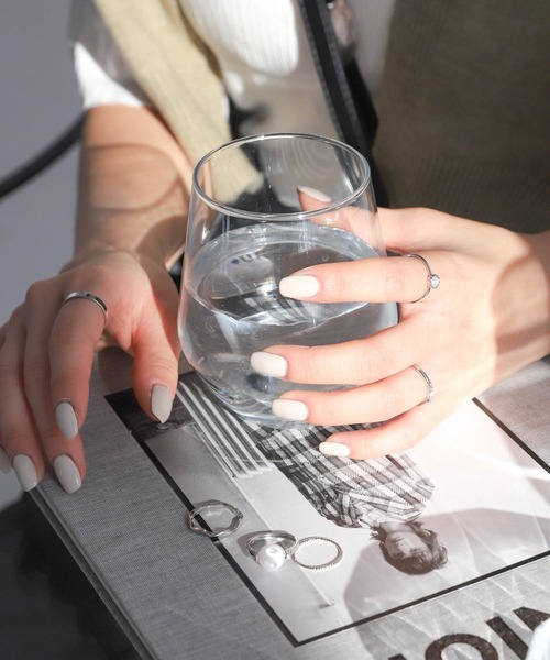 UNE MANSION（ユヌマンション）の「6種類セット指輪（リング・レディース・シルバー/ゴールド・ONE SIZE）」の3枚目の写真