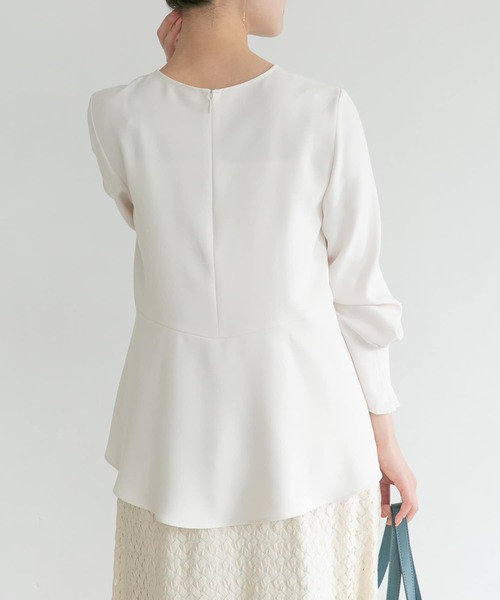 URBAN RESEARCH ROSSO WOMEN（アーバンリサーチ　ロッソ）の「バックフレアブラウス（シャツ/ブラウス・レディース・オフホワイト/ピンク/ブラック・FREE）」の6枚目の写真