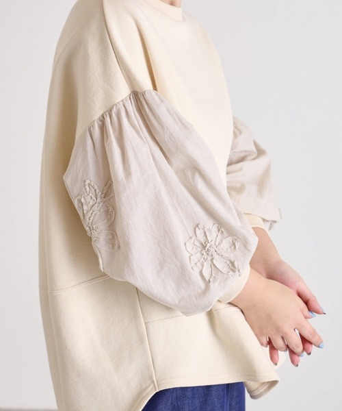 BEARDSLEY（ビアズリー）の「袖パフトレーナー（スウェット・レディース・ベージュ/グレー・FREE）」の18枚目の写真