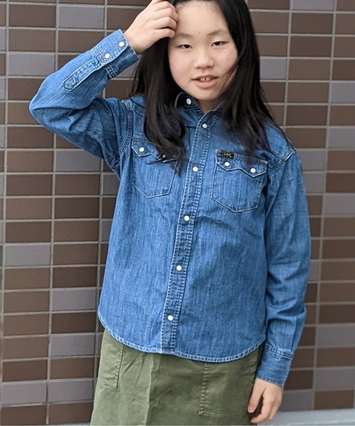 Lee（リー）の「Lee/リー キッズ　ライトオンスデニムルーズフィットウェスタンシャツ（シャツ/ブラウス・キッズ・インディゴブルー・130cm/140cm/150cm）」の3枚目の写真