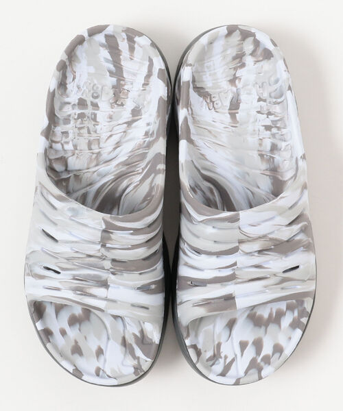HOKA（ホカ）の「HOKA / ORA RECOVERY SLIDE SWIRL（サンダル