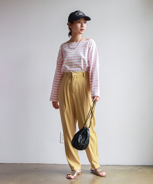 feepur（フェピュール）の「テーパードカラータックパンツ（スラックス・レディース・ブラック/パープル/グレー/ピンク/イエロー/アイボリー・SMALL/MEDIUM）」の8枚目の写真