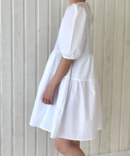 GIMME GIMME（ギミーギミー）の「【GIMME GIMME】Tiered dress gimw22s016（ワンピース・レディース・ブラック/ホワイト・M/S）」の8枚目の写真