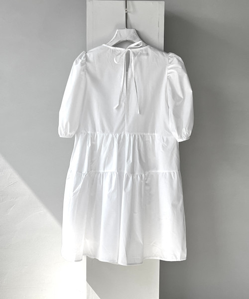 GIMME GIMME（ギミーギミー）の「【GIMME GIMME】Tiered dress gimw22s016（ワンピース・レディース・ブラック/ホワイト・M/S）」の19枚目の写真