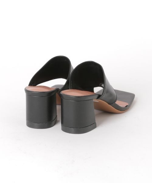 LOWRYS FARM（ローリーズファーム）の「トングヒールサンダル　260875（サンダル・レディース・ブラック/アイボリー・MEDIUM/LARGE）」の12枚目の写真