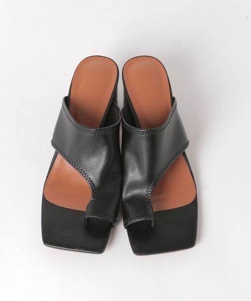 LOWRYS FARM（ローリーズファーム）の「トングヒールサンダル　260875（サンダル・レディース・ブラック/アイボリー・MEDIUM/LARGE）」の11枚目の写真