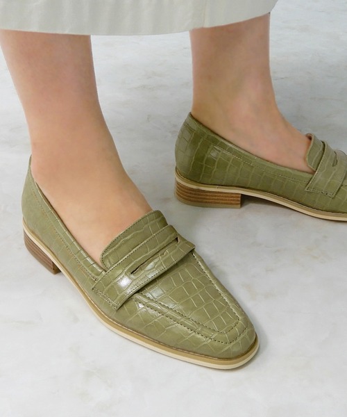 alala(アララ)の「コインローファー(ローファー・レディース・パイソン/ベージュ/キャメル/グリーン系その他/ベージュ系その他/ブラウン系その他/ブラック・LL/L/S/M)」の16枚目の写真