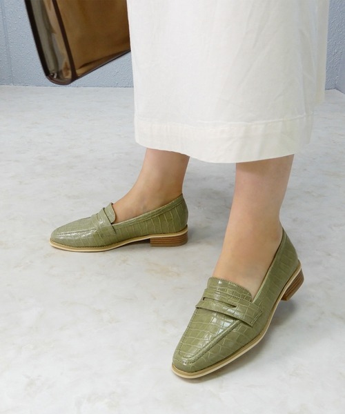 alala(アララ)の「コインローファー(ローファー・レディース・パイソン/ベージュ/キャメル/グリーン系その他/ベージュ系その他/ブラウン系その他/ブラック・LL/L/S/M)」の17枚目の写真