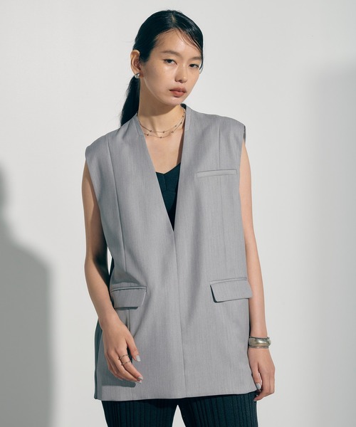 PUBLIC TOKYO（パブリックトウキョウ）の「ヘリンボーンプルオーバージレ（ベスト・レディース・ベージュ/グレー・FREE）」の3枚目の写真