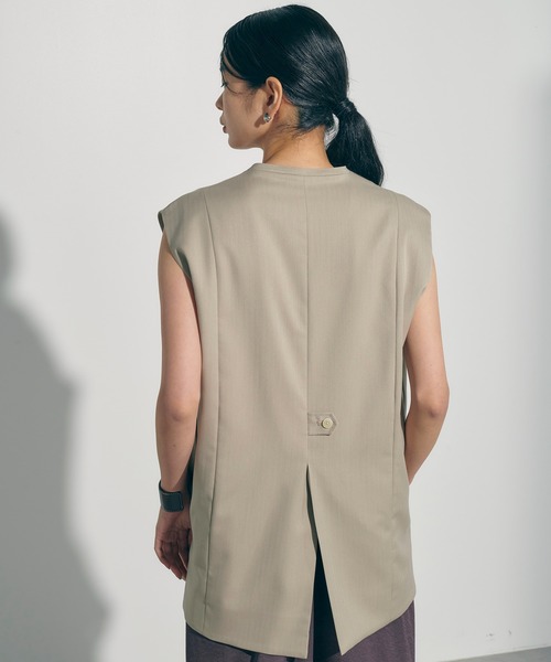 PUBLIC TOKYO（パブリックトウキョウ）の「ヘリンボーンプルオーバージレ（ベスト・レディース・ベージュ/グレー・FREE）」の12枚目の写真