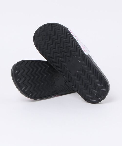 CECIL McBEE（セシルマクビー）の「《CECIL McBEE》スライドサンダル CM3006（サンダル・レディース・ブラック/ピンク/ホワイト・M/L）」の5枚目の写真