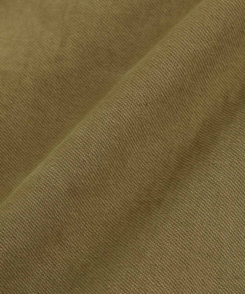 ADAM ET ROPE'（アダムエロペ）の「オーバーサイズ ミドル丈 ホスピタルコート/イージーケア/ユニセックス（ステンカラーコート・メンズ・チャコールグレー/カーキ・M/L）」の18枚目の写真