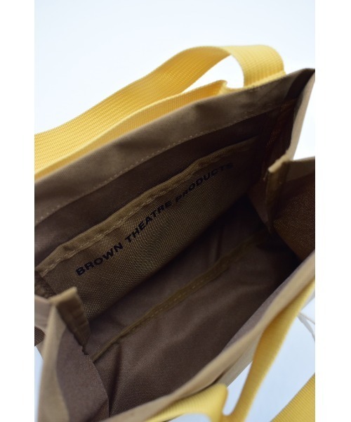 THEATRE PRODUCTS（シアタープロダクツ）の「リサイクルボトルスクエアトートバッグ-S-（ショルダーバッグ・レディース・ブラウン/ベージュ/カーキ・FREE）」の11枚目の写真