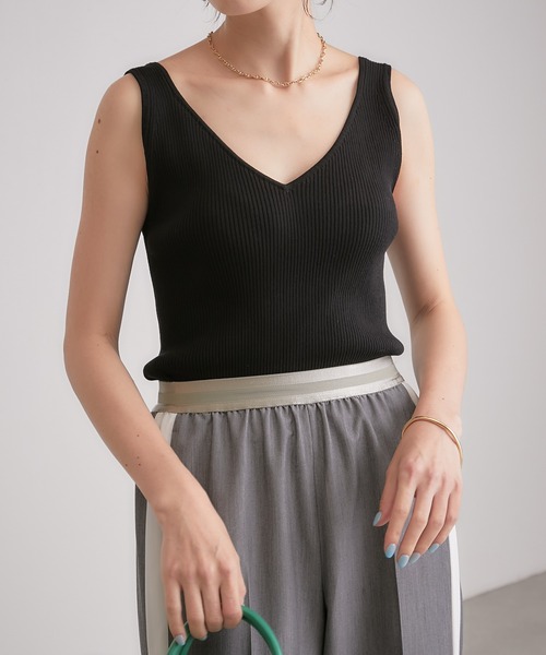 COLLAGE GALLARDAGALANTE(コラージュガリャルダガランテ)の「【OT】ヘルシーさをUPさせる/ニットタンク/手洗い可(タンクトップ・レディース・ブラック/ベージュ/パープル・FREE)」の12枚目の写真