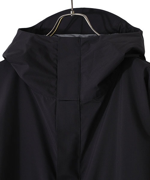 DAIWA（ダイワ）の「DAIWA LIFESTYLE / ダイワライフスタイル：Angler's 3Layer Poncho：DR-3022EX[STD]（テーラードジャケット・メンズ・ブラック・L/XL）」の7枚目の写真