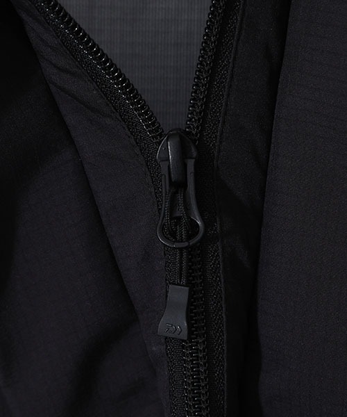 DAIWA（ダイワ）の「DAIWA LIFESTYLE / ダイワライフスタイル：Angler's 3Layer Poncho：DR-3022EX[STD]（テーラードジャケット・メンズ・ブラック・L/XL）」の8枚目の写真