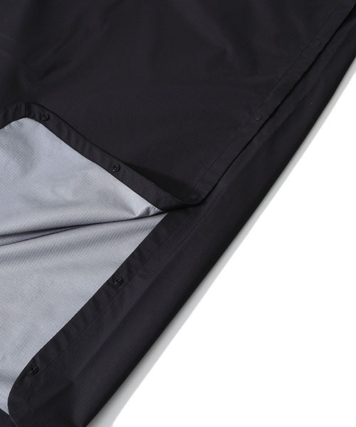 DAIWA（ダイワ）の「DAIWA LIFESTYLE / ダイワライフスタイル：Angler's 3Layer Poncho：DR-3022EX[STD]（テーラードジャケット・メンズ・ブラック・L/XL）」の9枚目の写真