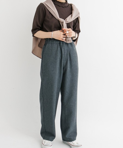 Samansa Mos2 blue(サマンサモスモスブルー)の「リブハイネックTシャツ(Tシャツ/カットソー・レディース・ブラウン/オフホワイト/マスタード/ライトベージュ/チャコール・MEDIUM/LARGE)」の10枚目の写真