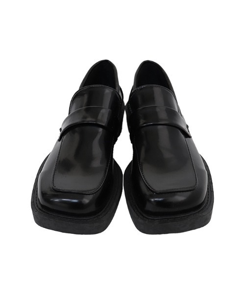 ACYM(アシーム)の「Volume square ローファー(ローファー・レディース・ブラック・SMALL/MEDIUM/LARGE)」の2枚目の写真
