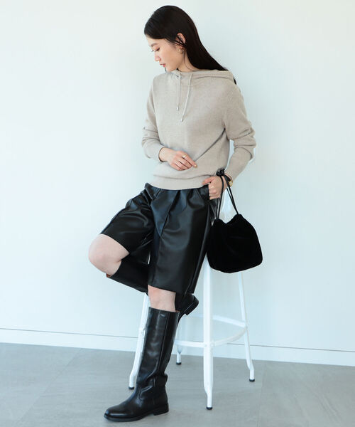 Demi-Luxe BEAMS（デミルクス ビームス）の「Demi-Luxe BEAMS / フェイクレザー ハーフパンツ（その他パンツ・レディース・ブラック・38/36）」の16枚目の写真