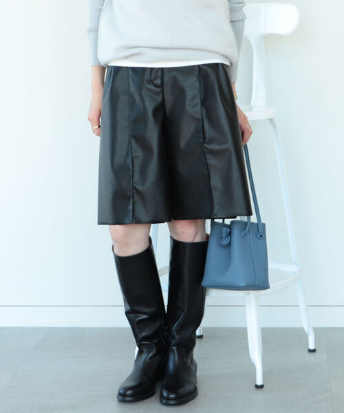 Demi-Luxe BEAMS（デミルクス ビームス）の「Demi-Luxe BEAMS / フェイクレザー ハーフパンツ（その他パンツ・レディース・ブラック・38/36）」の18枚目の写真