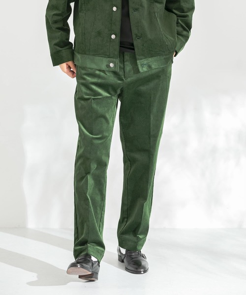 URBAN RESEARCH(アーバンリサーチ)の「『UR TECH』10Wコーデュロイパンツ(その他パンツ・メンズ・ブラウン/ホワイト系その他/グリーン・LARGE/SMALL/MEDIUM)」の17枚目の写真