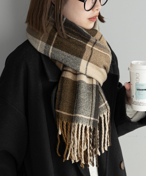 DISCOAT(ディスコート)の「チェック大判ストール(ストール/ショール・レディース・ブラウン/ピンク/イエロー/ブルー/アイボリー・FREE)」の3枚目の写真