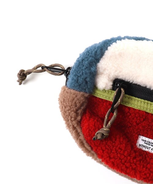 BREEZE（ブリーズ）の「ボアショルダーポーチ（ボディバッグ/ウエストポーチ・キッズ・レッド/アイボリー・FREE）」の10枚目の写真