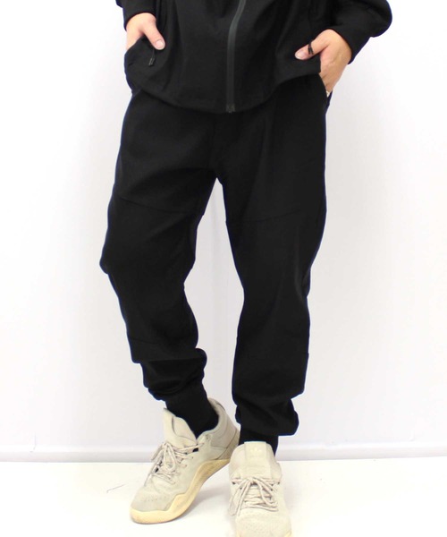 SHISKY（シスキー）の「【GOLF】ゴルフウェア　スーパーストレッチパンツ（ゴルフグッズ・メンズ・ブラック/チャコール・M/L/XL）」の2枚目の写真