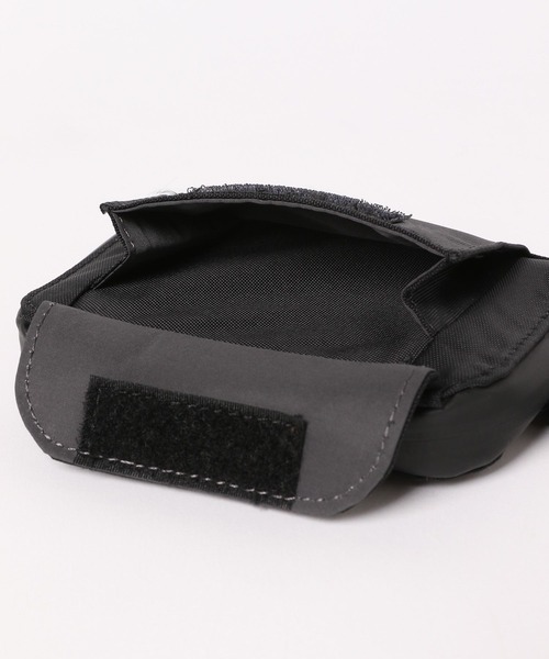 BAYFLOW(ベイフロー)の「マルチWAYネックウォレット(財布・メンズ・ブラック/グレー・FREE)」の7枚目の写真