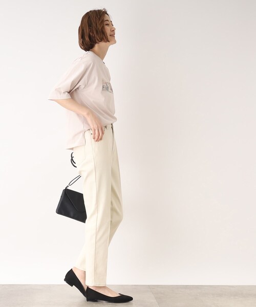 grove（グローブ）の「◆【ヒルナンデスで紹介】フェミニンさんにおすすめ!テーパードシルエットのデニムパンツ!!（デニムパンツ・レディース・ネイビー/ブルー/アイボリー・02/03/01/05/04）」の17枚目の写真