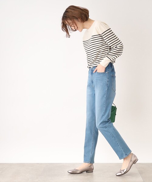 grove（グローブ）の「◆【ヒルナンデスで紹介】フェミニンさんにおすすめ!テーパードシルエットのデニムパンツ!!（デニムパンツ・レディース・ネイビー/ブルー/アイボリー・02/03/01/05/04）」の22枚目の写真