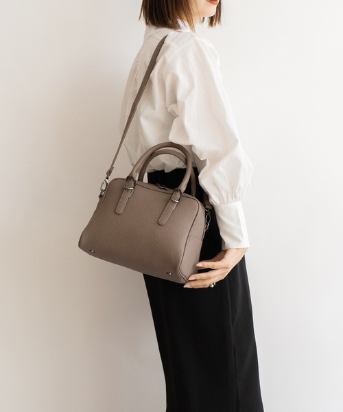 VitaFelice（ヴィータフェリーチェ）の「ベルトハンドル2wayミニボストンバッグ（ボストンバッグ・レディース・ブラック/モカ/ライトグレー・FREE）」の4枚目の写真