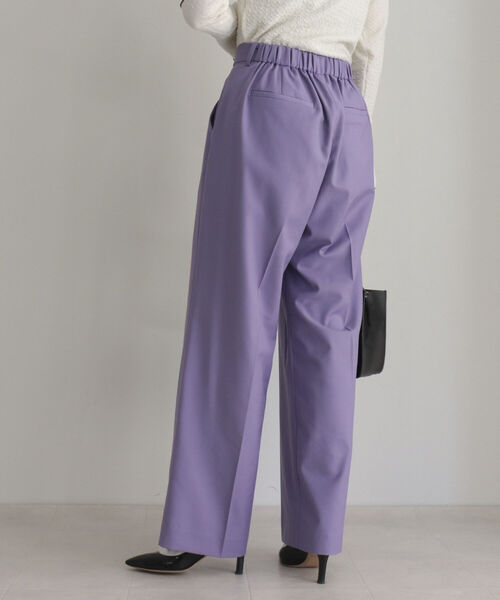 fredy emue（フレディエミュ）の「スラックスセンタープレスパンツ（スラックス・レディース・ライトグレー/ブラック/ベージュ/ラベンダー・36/38）」の21枚目の写真