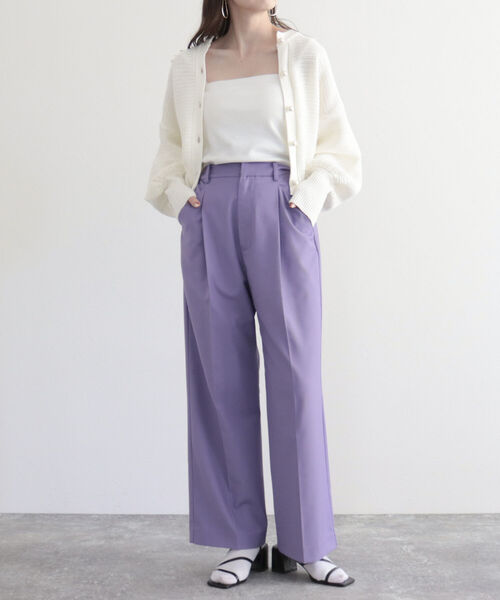 fredy emue（フレディエミュ）の「スラックスセンタープレスパンツ（スラックス・レディース・ライトグレー/ブラック/ベージュ/ラベンダー・36/38）」の4枚目の写真