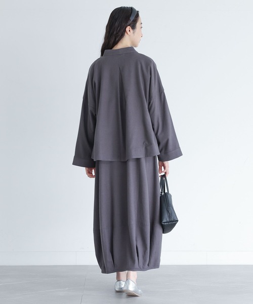 somari imagination（ソマリ イマジネーション）の「『リネン混ジャケット＆ワンピースセットアップ』（ワンピース・レディース・モカ/ブラック/チャコールグレー・1/2）」の13枚目の写真