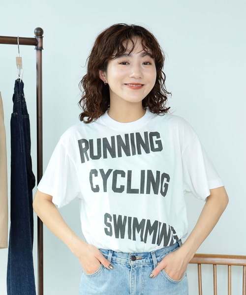 BEAMS BOY（ビームスボーイ）の「BEAMS BOY / ロゴ プリント Tシャツ（Tシャツ/カットソー・レディース・チャコールグレー/オフホワイト/イエロー・FREE）」の2枚目の写真